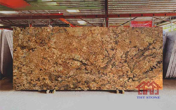 Mẫu nhà ốp mặt tiền đá Imperial Gold đẹp 4