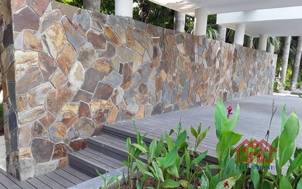 mẫu nhà ốp đá rối mặt tiền đẹp - Mẫu 3