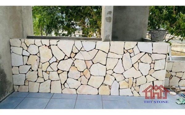 mẫu nhà ốp đá rối mặt tiền đẹp - Mẫu 10