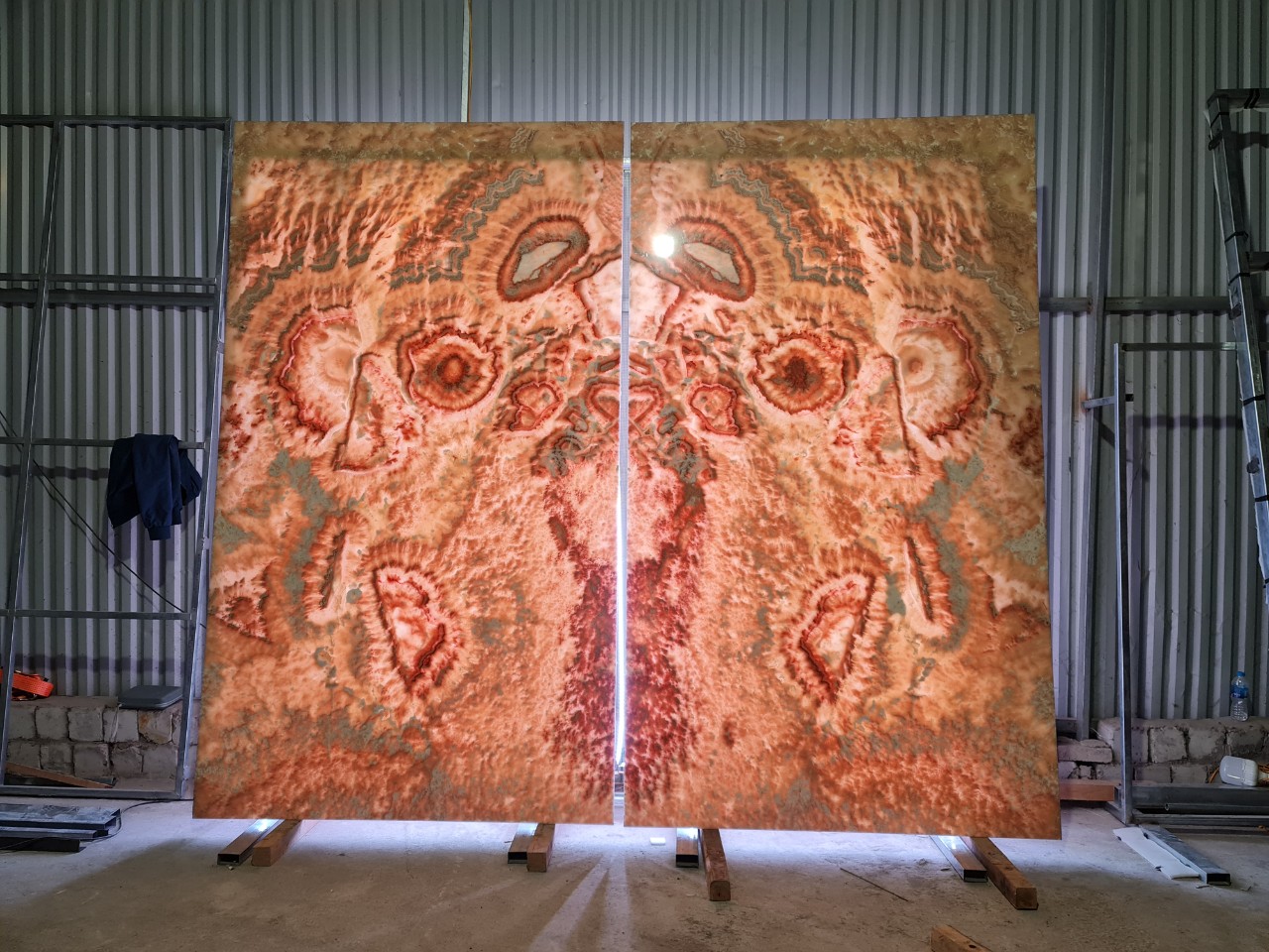 thi cong tranh da xuyen sang inox 304 3