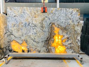 thi công tranh đá xuyên sáng trọn gói