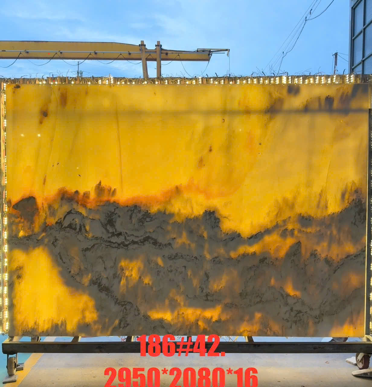 tranh-da-xuyen-sang-cho-biet-thu-cao-cap